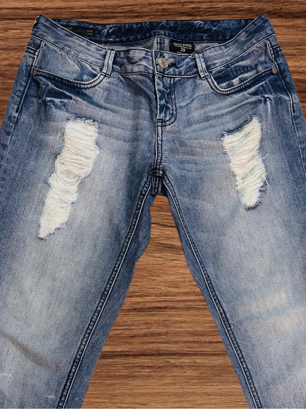 Women’s Buffalo David Bitton Distressed “Starlet” Capri Pants Size 29